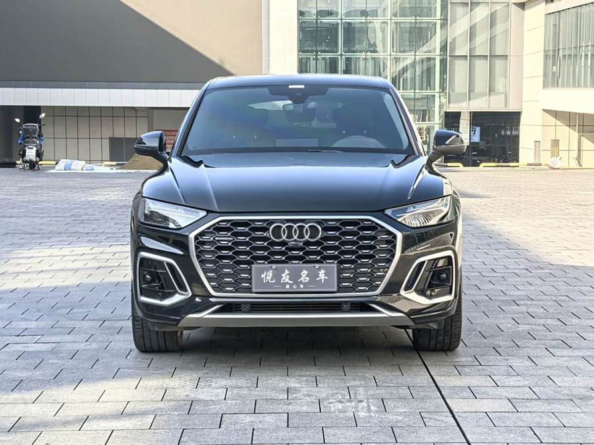 2022年9月奧迪 奧迪Q5L Sportback  2022款 改款 40 TFSI 豪華型