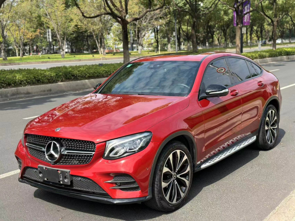 奔驰 奔驰GLC GLC2604MATIC 轿跑SUV