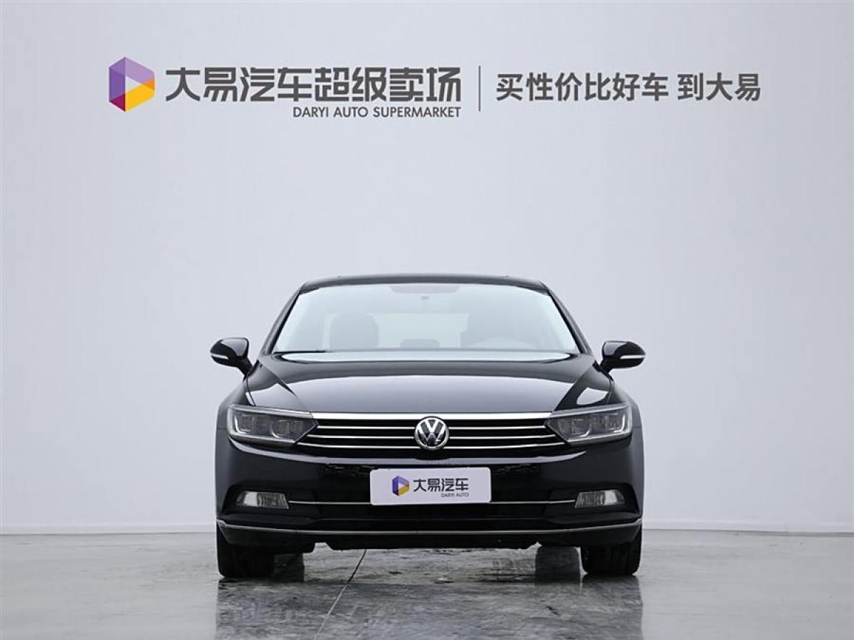 大眾 邁騰  2019款  330TSI DSG 領(lǐng)先型 國(guó)VI圖片