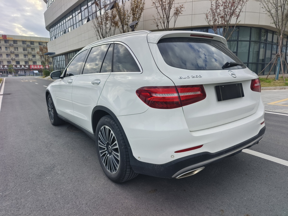 奔馳 奔馳GLC  2018款 改款 GLC 260 4MATIC 動感型圖片