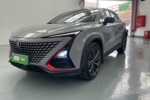 UNI-T 長(zhǎng)安 1.5T 尊貴型