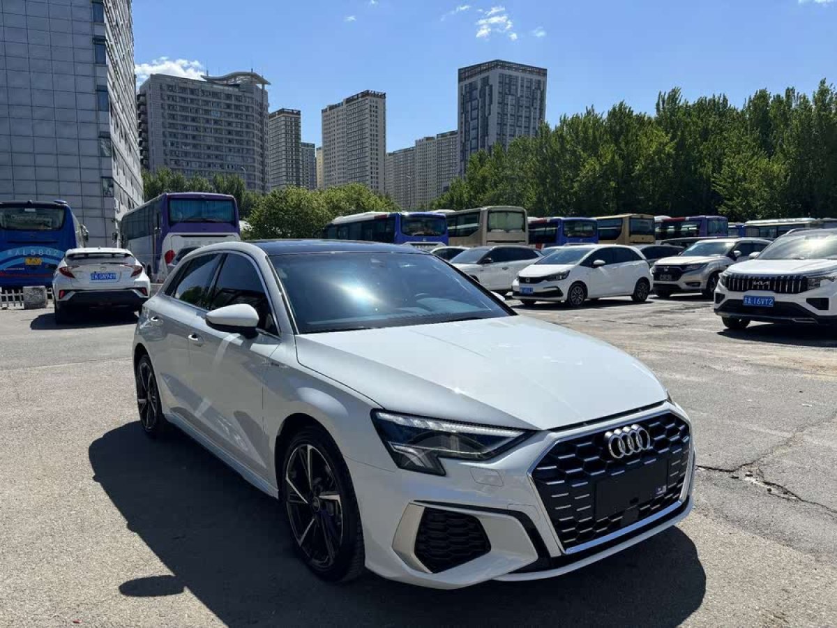 奧迪 奧迪A3  2022款 Sportback 35 TFSI 時尚運動型圖片
