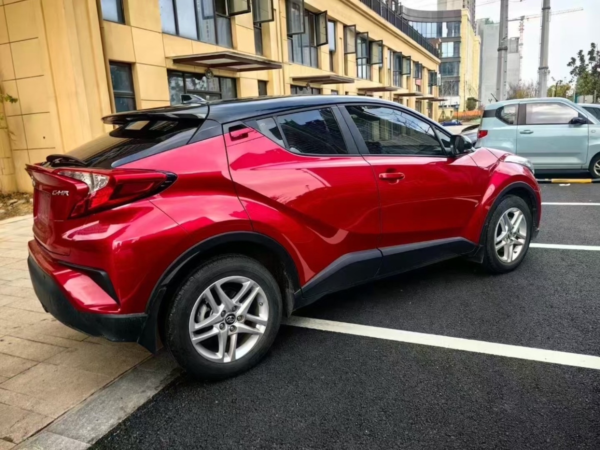 豐田 C-HR  2021款 2.0L 舒適版圖片