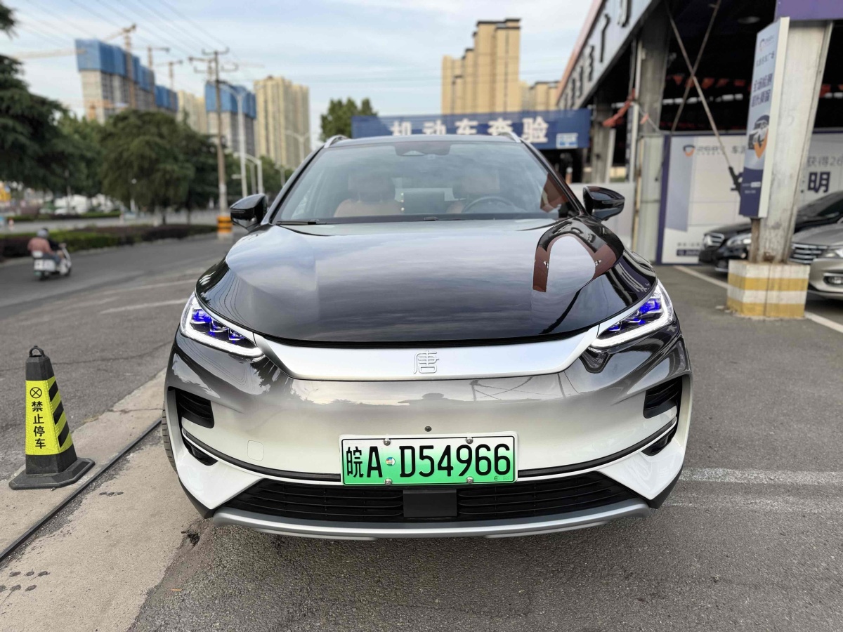 比亞迪 唐新能源  2022款 EV 635km 四驅(qū)旗艦型圖片