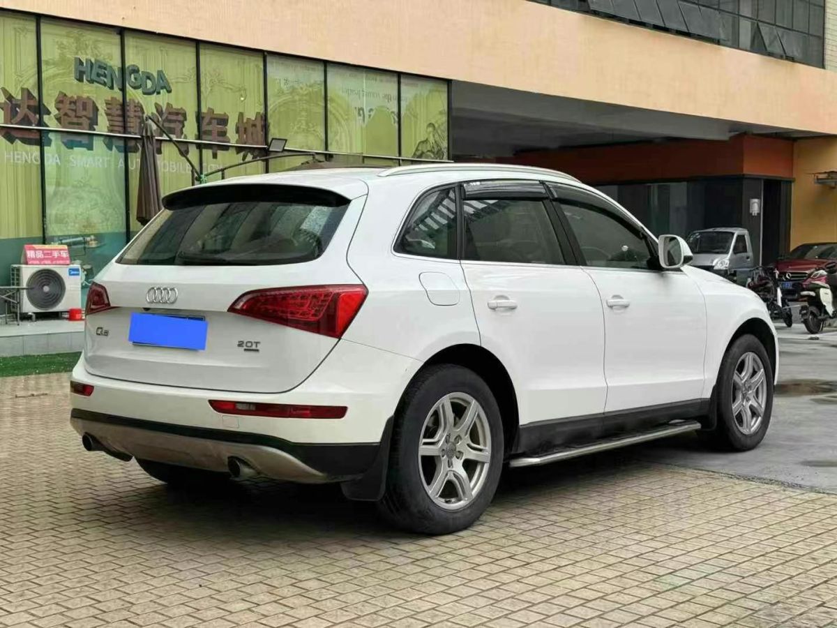 奧迪 奧迪Q5  2010款 Q5 2.0TSI 首發(fā)限量版運(yùn)動(dòng)版圖片