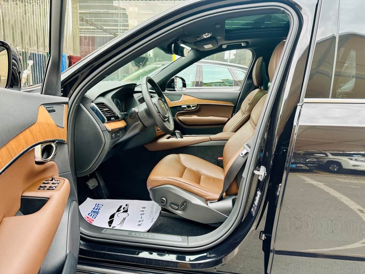 沃爾沃 XC90  2021款 B6 智逸豪華版 7座圖片