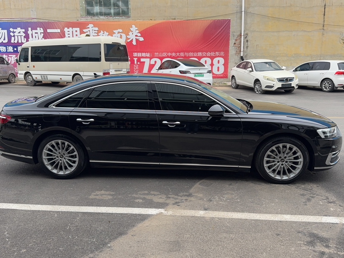 奧迪 奧迪A8  2022款 A8L 50 TFSI quattro 豪華型典藏版圖片