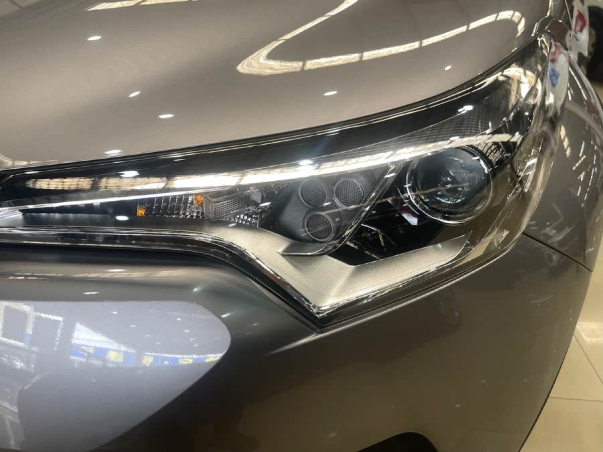 豐田 奕澤IZOA  2020款 2.0L 奕享CARE圖片