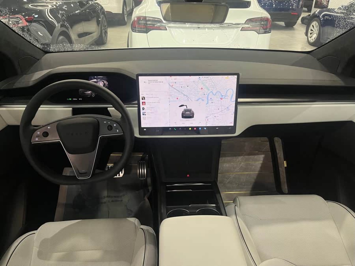 特斯拉 Model X  2023款 三電機全輪驅(qū)動 Plaid版圖片