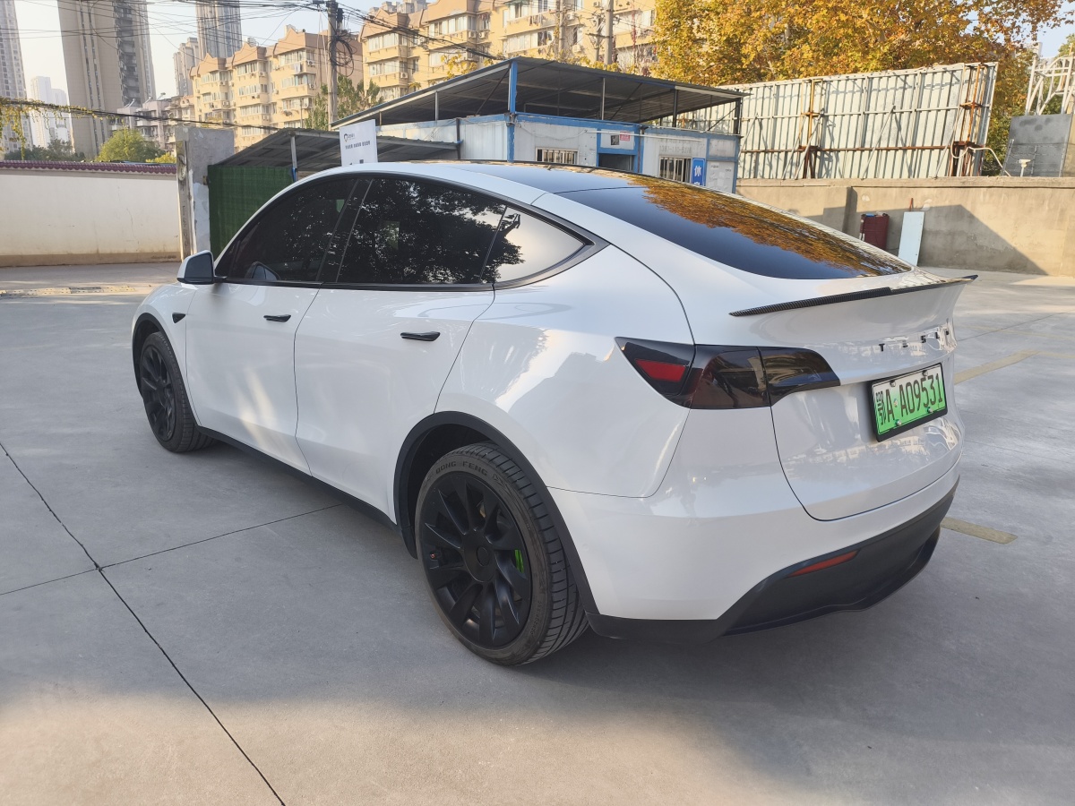 特斯拉 Model Y  2021款 長續(xù)航全輪驅(qū)動(dòng)版 3D7圖片