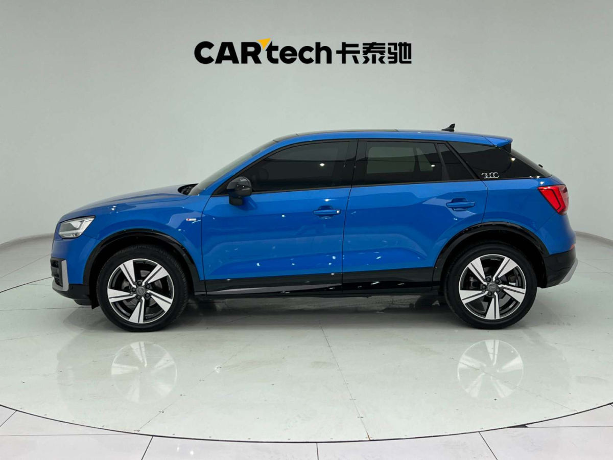 奧迪 奧迪Q2L  2021款 35 TFSI 豪華致雅型圖片