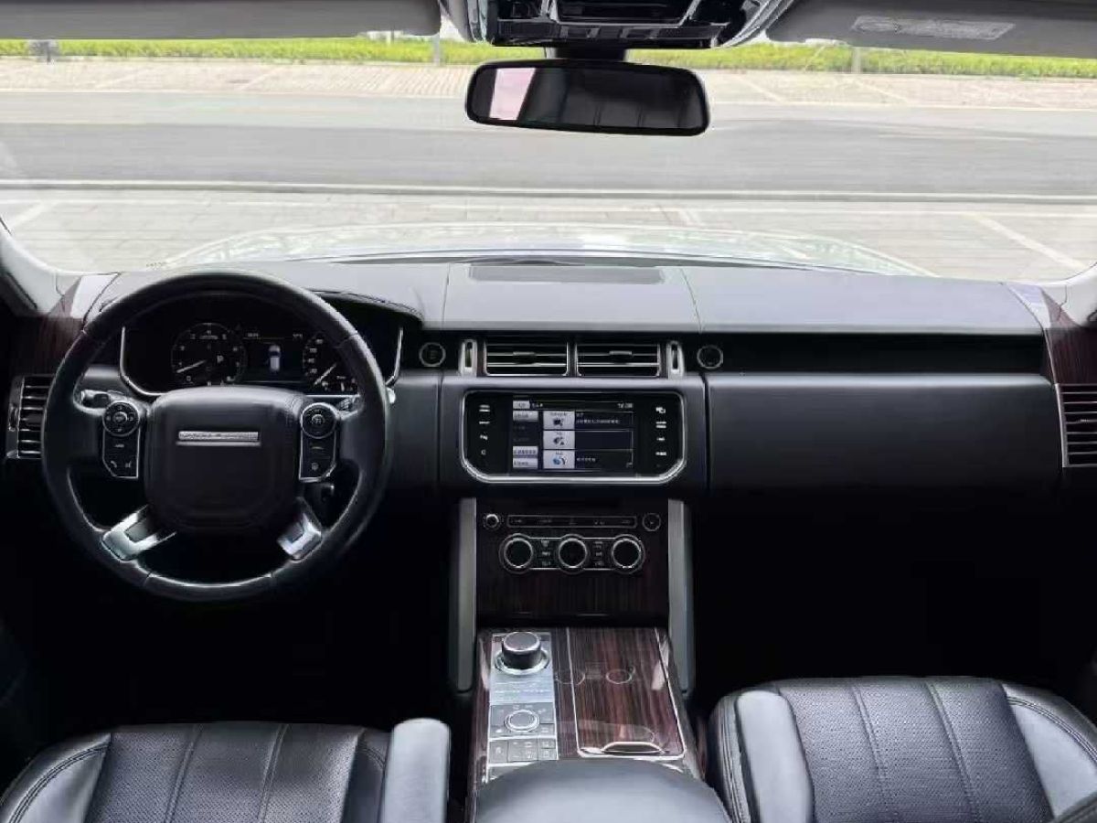 路虎 攬勝  2016款 3.0T 標(biāo)準(zhǔn)軸距 HSE SUPERCHARGED 美規(guī)版圖片