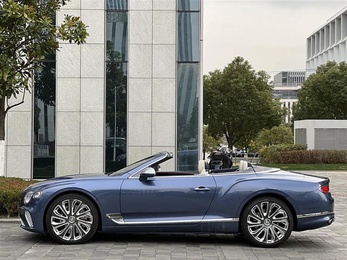 賓利 歐陸  2022款 4.0T GT V8 Mulliner 敞篷版圖片