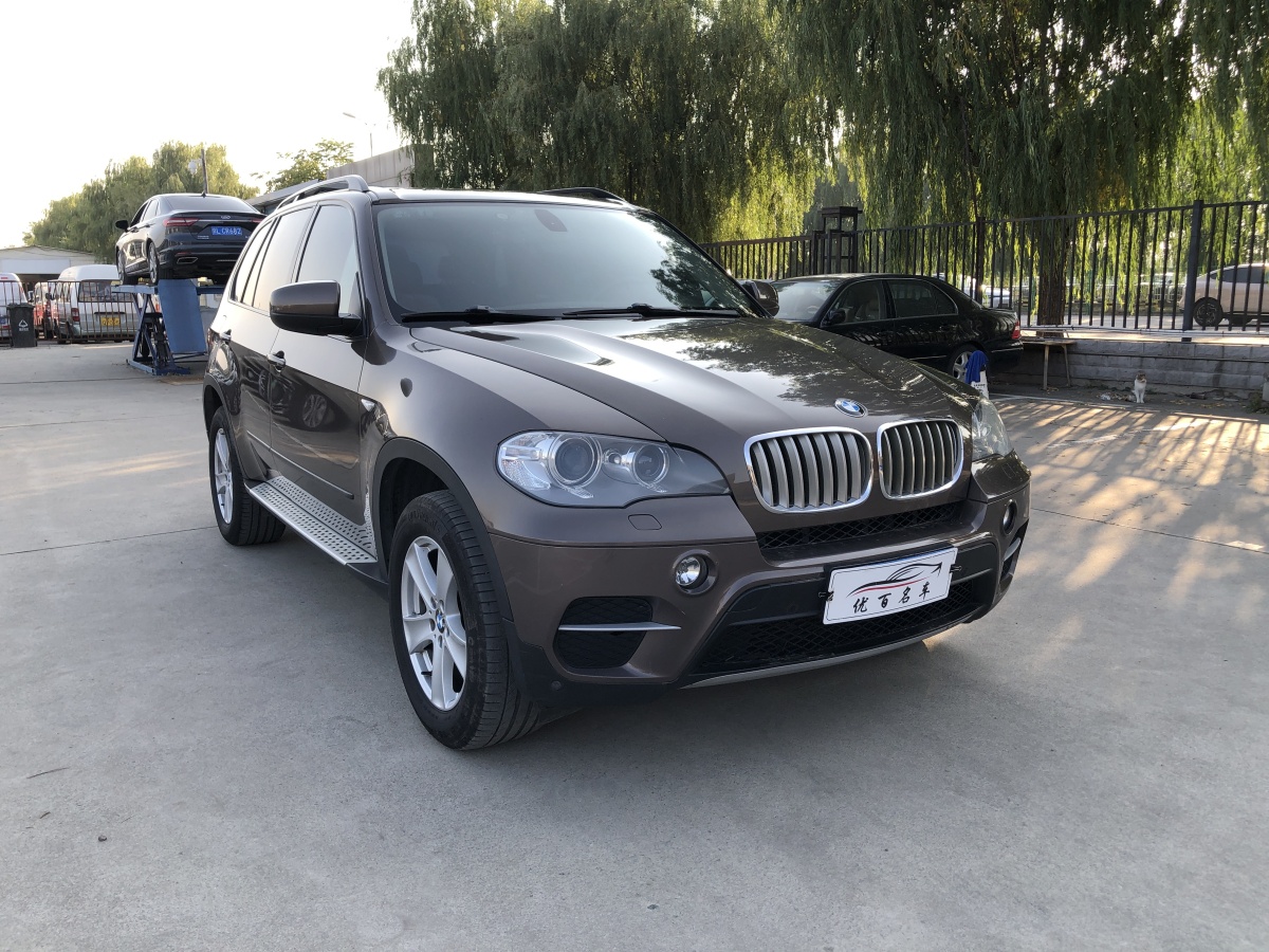 寶馬 寶馬X5  2013款 xDrive35i 領(lǐng)先型圖片