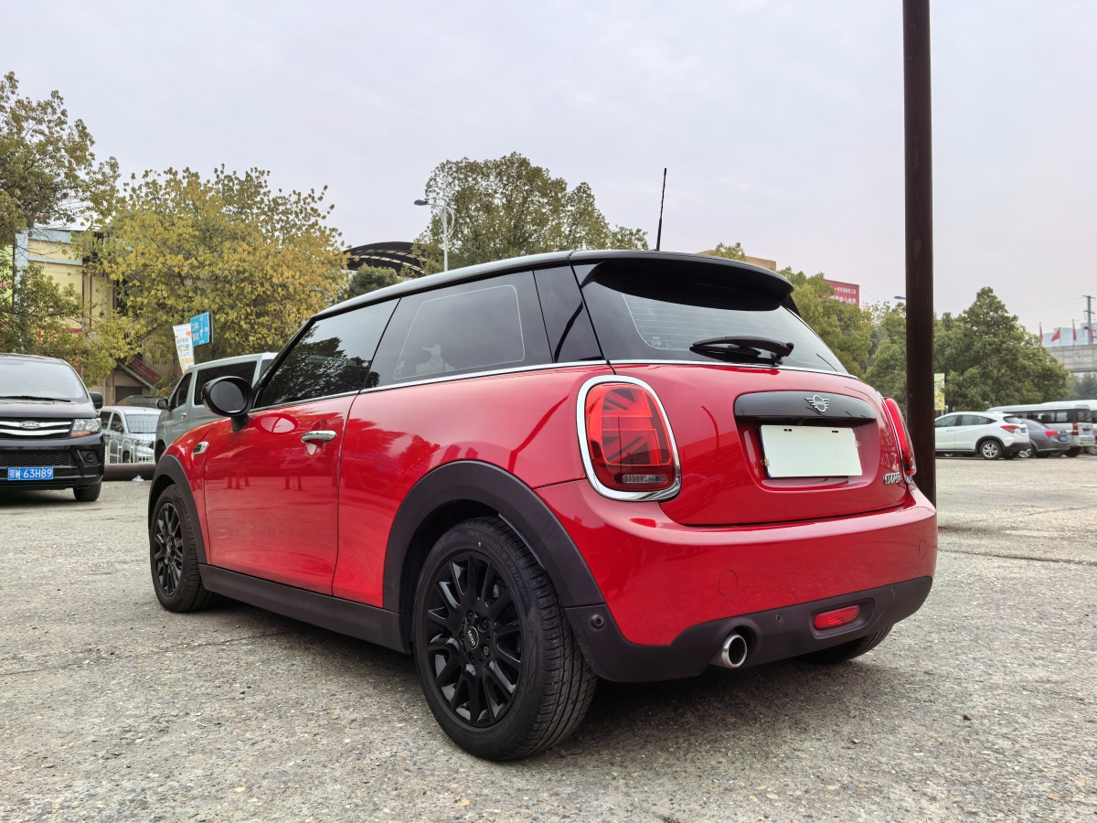 MINI MINI  2019款 1.5T COOPER 經(jīng)典派圖片