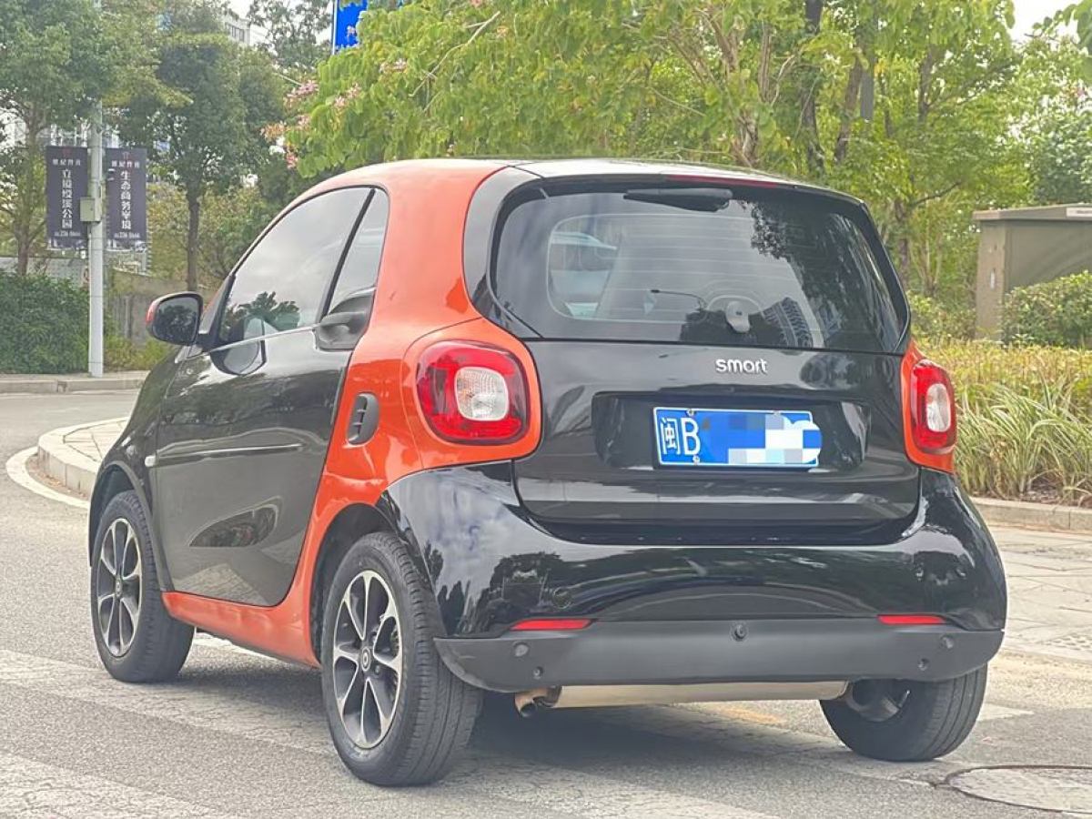 smart fortwo  2015款 1.0L 52千瓦硬頂激情版圖片