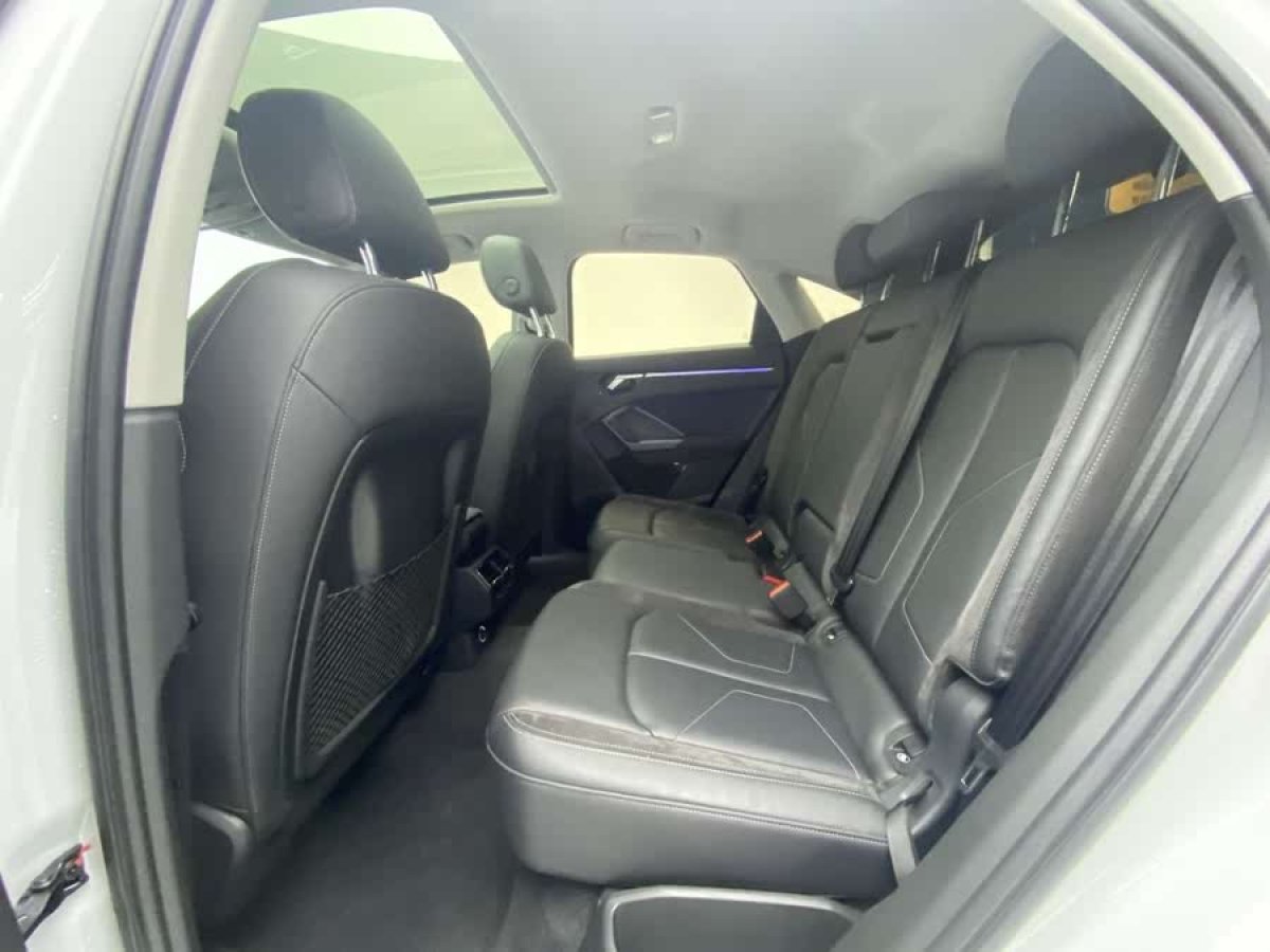 奧迪 奧迪Q3  2022款 40 TFSI 時(shí)尚動(dòng)感型圖片