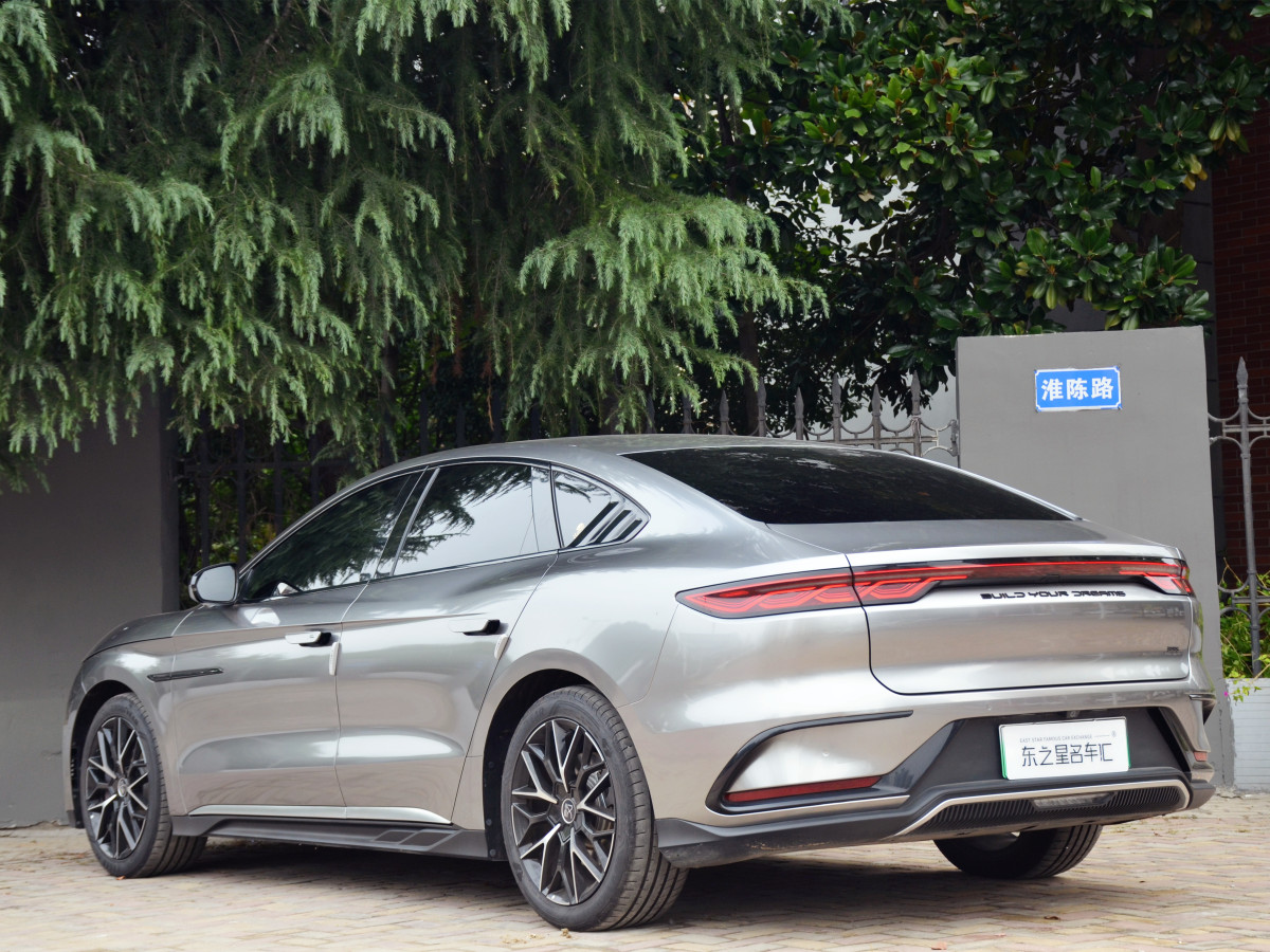 2022年6月比亞迪 漢  2022款 EV 創(chuàng)世版 610KM四驅尊享型