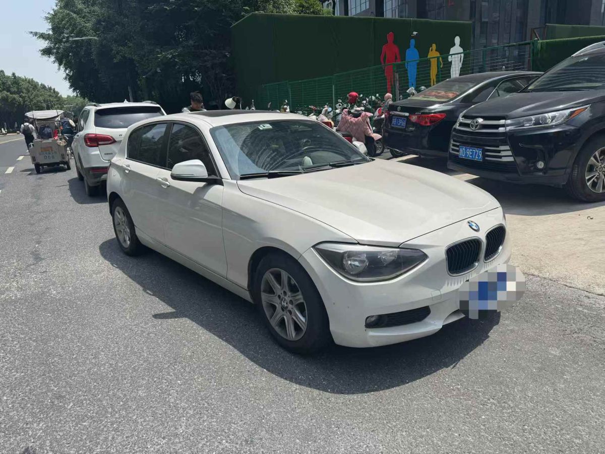 寶馬 寶馬5系  2014款 528i xDrive 2.0T 設(shè)計套裝圖片