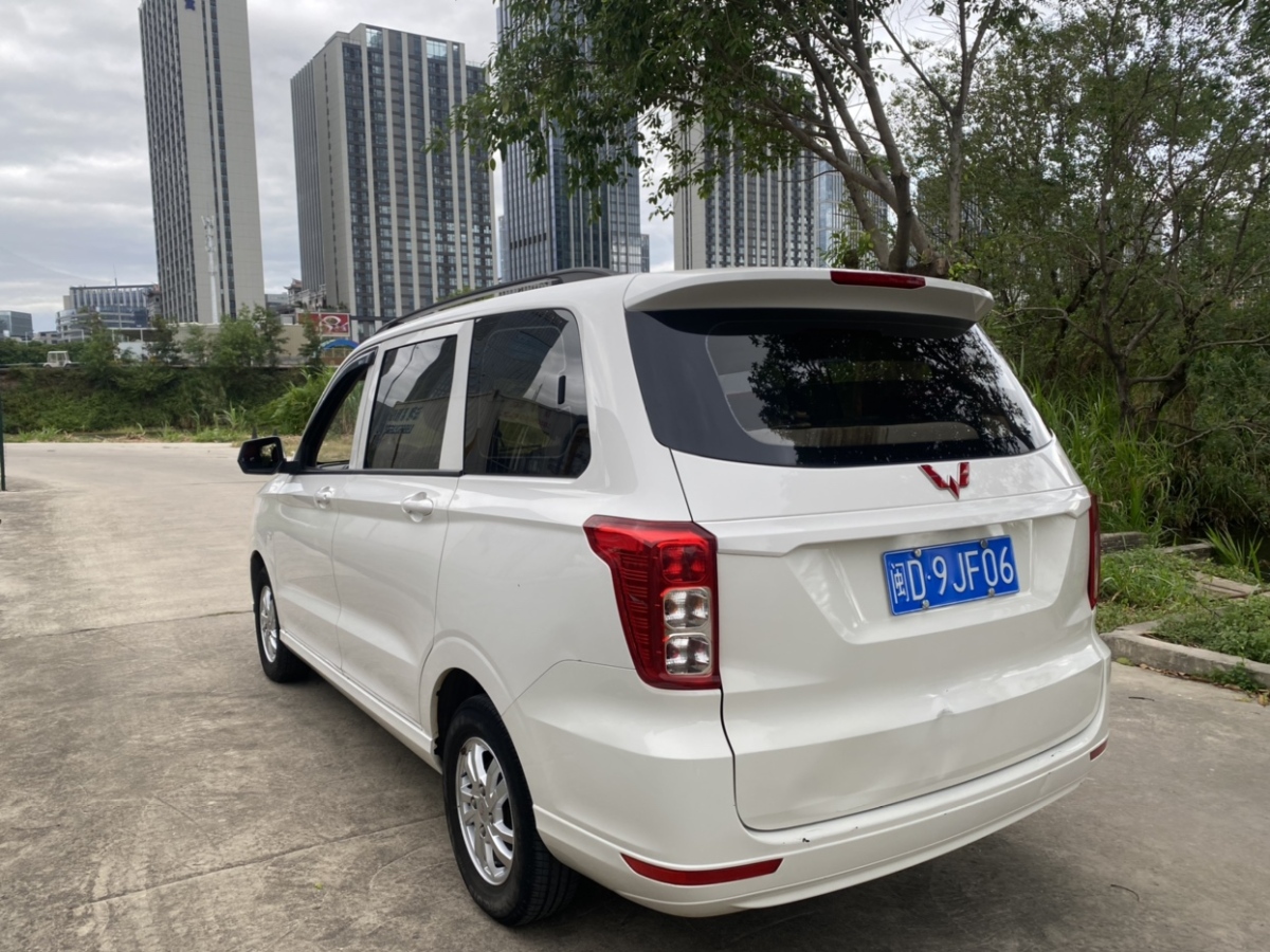 五菱 五菱宏光  2019款  1.5L S標準型國VI LAR圖片