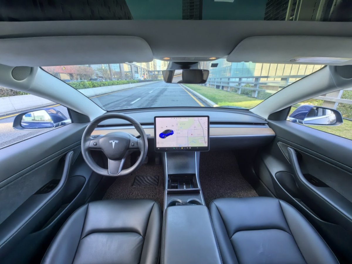 特斯拉 Model 3  2019款 標準續(xù)航后驅升級版圖片