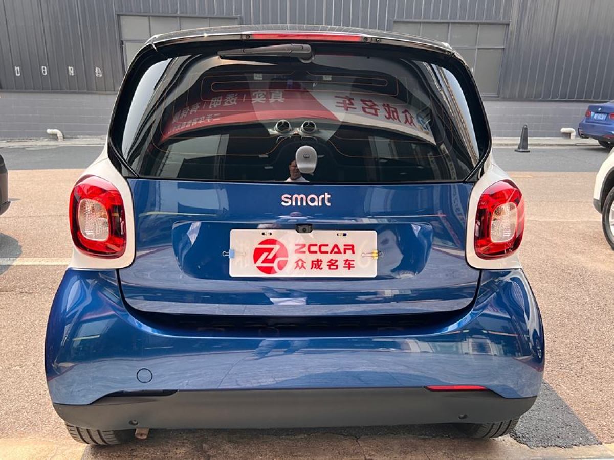 smart fortwo  2015款 1.0L 52千瓦硬頂靈動版圖片