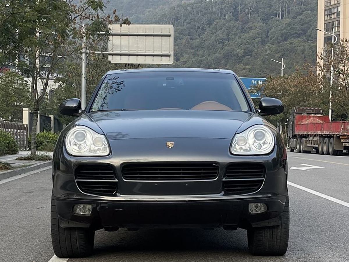 保時(shí)捷 Cayenne  2006款 Cayenne 3.2L AT圖片