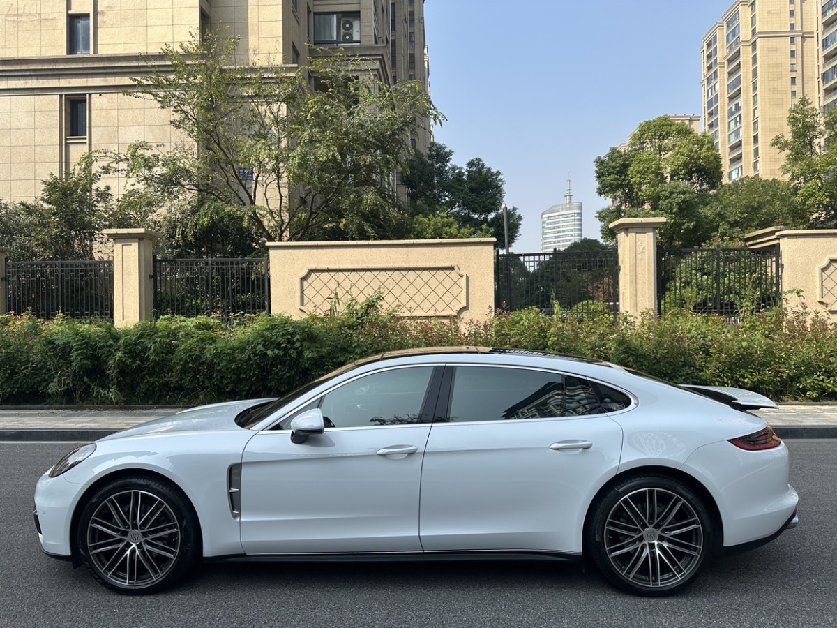 保時(shí)捷 Panamera  2019款 Panamera 行政加長版 2.9T圖片