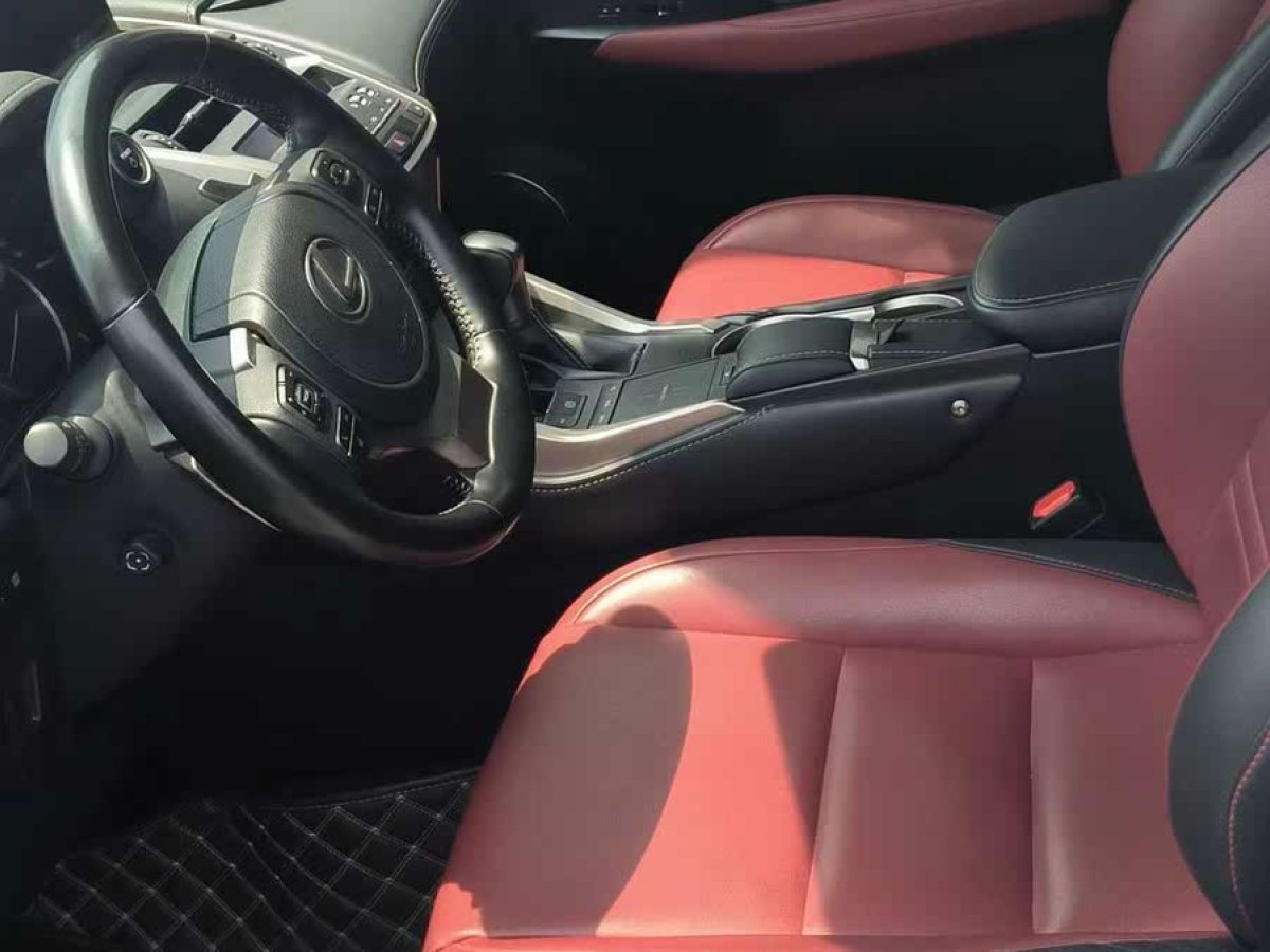 雷克薩斯 NX  2020款 300h 前驅(qū) 鋒尚版 國VI圖片