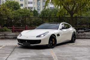 GTC4Lusso 法拉利 3.9T V8