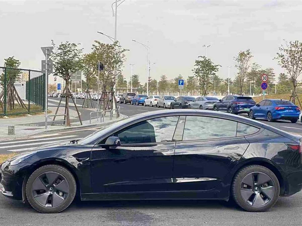 特斯拉 Model Y  2022款 改款 后輪驅(qū)動版圖片