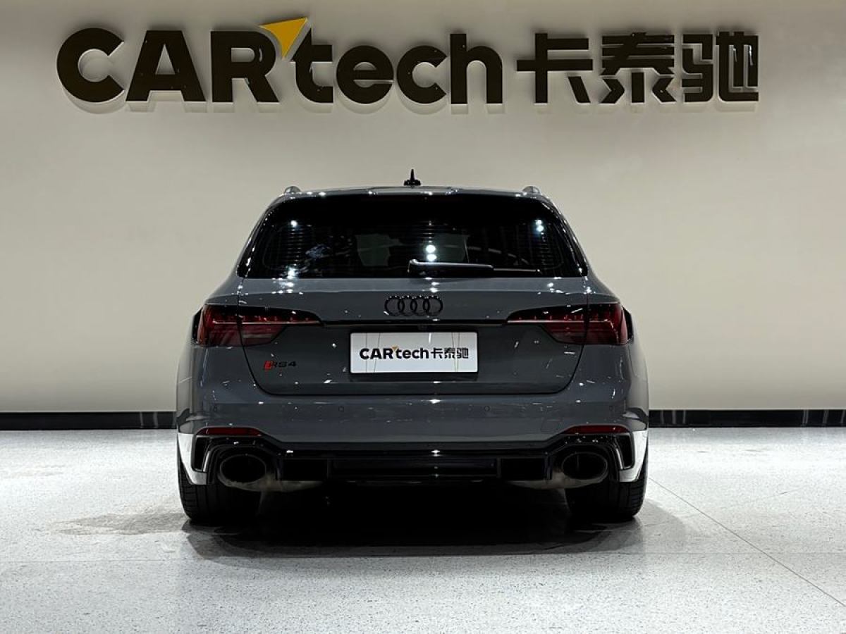 奥迪 奥迪RS 4  2023款 RS4 Avant 黑曜版图片