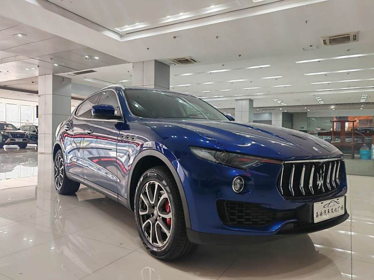 瑪莎拉蒂 Levante  2019款 3.0T 350Hp 標(biāo)準(zhǔn)版 國(guó)VI圖片