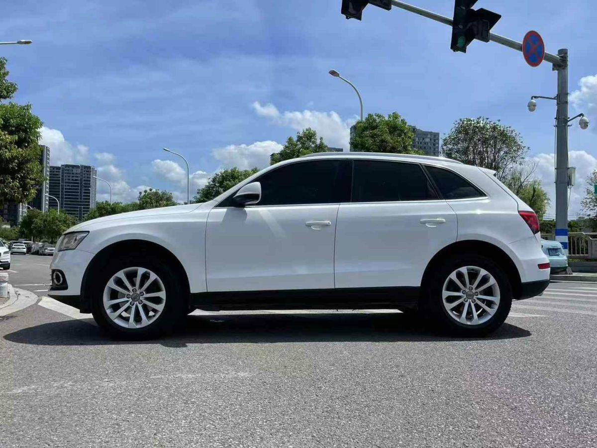 奧迪 奧迪Q5  2013款 Q5 3.0TFSI 45TFSI Quattro 運(yùn)動型圖片