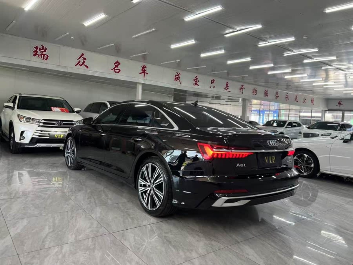 奧迪 奧迪A6L  2023款 改款 45 TFSI quattro 臻選動感型圖片