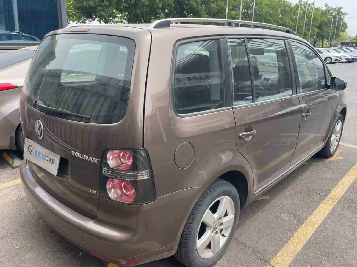大眾 途安  2013款 1.4 TSI 5座豪華璀璨版圖片