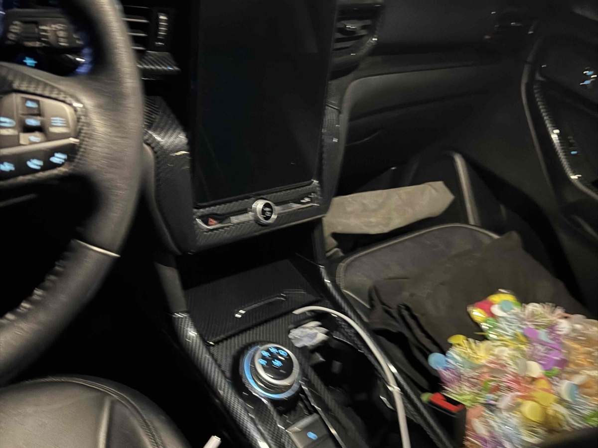 福特 探險(xiǎn)者  2023款 EcoBoost 285 后驅(qū)風(fēng)尚版 6座圖片