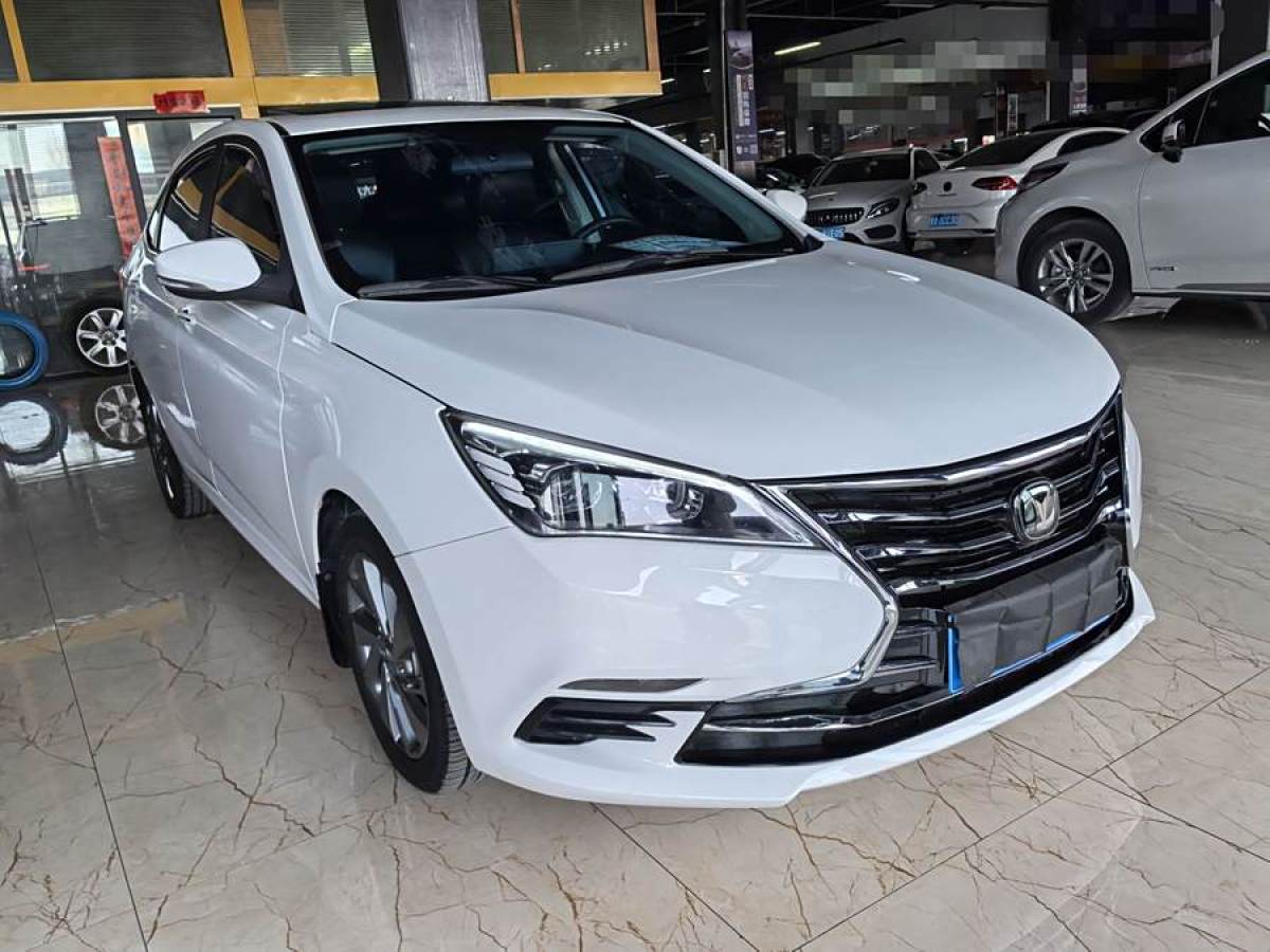 長(zhǎng)安 逸動(dòng)DT  2018款 1.6L 手動(dòng)智享型圖片