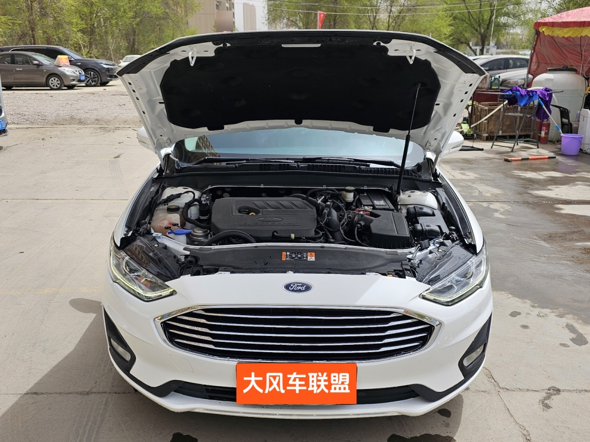 福特 蒙迪歐  2020款 EcoBoost 180 時(shí)尚型圖片