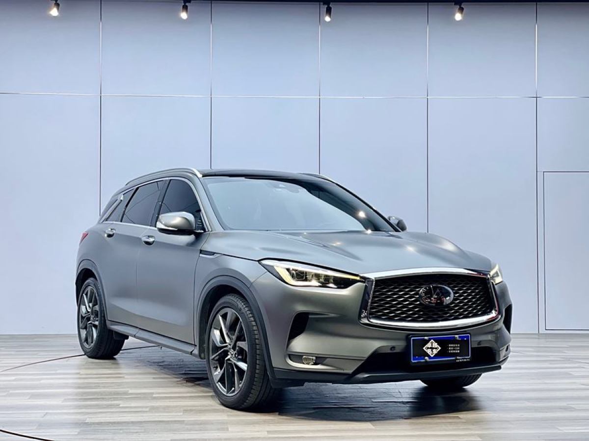 2018年8月英菲尼迪 QX50  2018款 2.0T 四驅(qū)豪華版