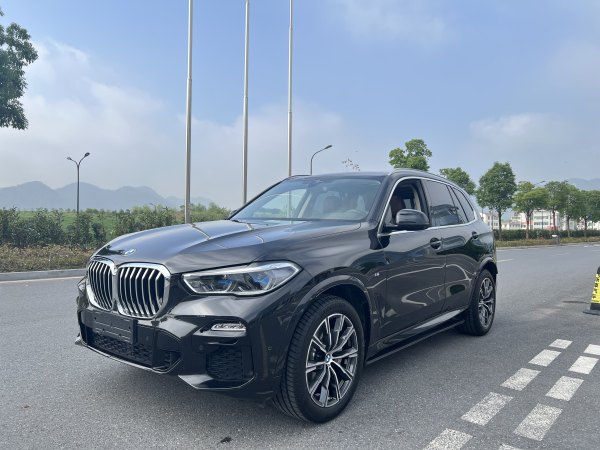 宝马 宝马X5  2021款 改款 xDrive40i M运动套装