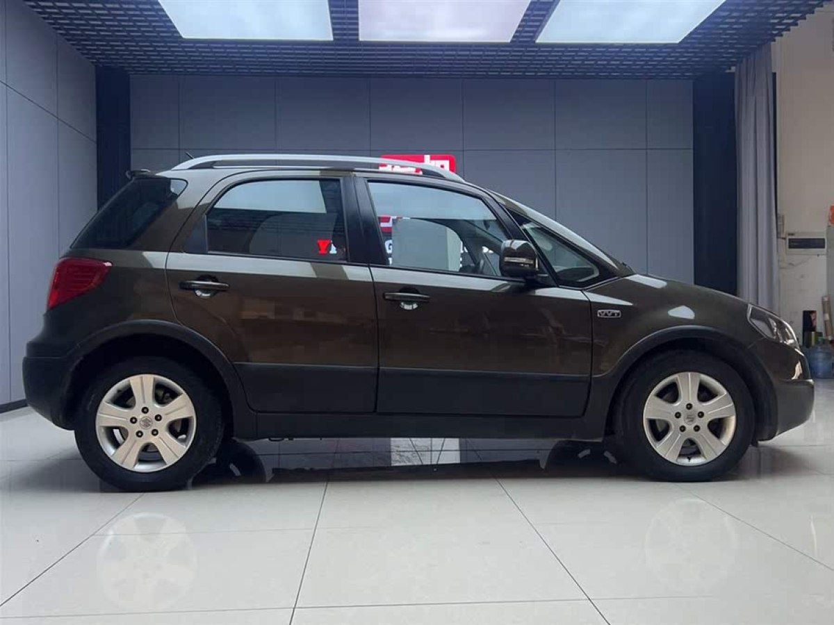 鈴木 天語 SX4  2012款 1.6L 自動銳騎型圖片