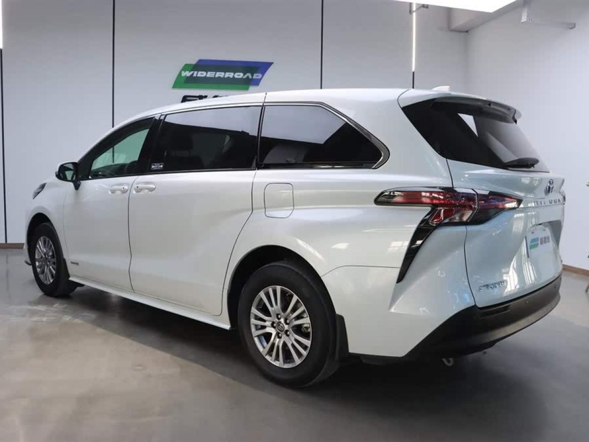 豐田 賽那SIENNA  2021款 2.5L混動(dòng) 舒適版圖片