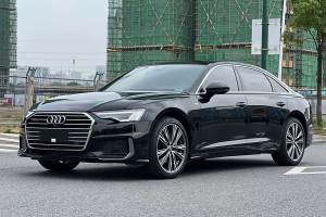 奥迪A6L 奥迪 45 TFSI quattro 臻选动感型