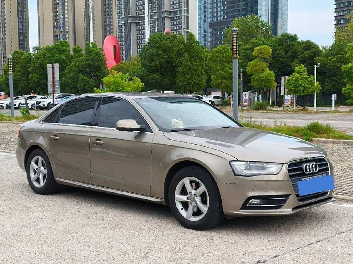 奧迪 奧迪A4L  2013款 35 TFSI 自動(dòng)舒適型圖片