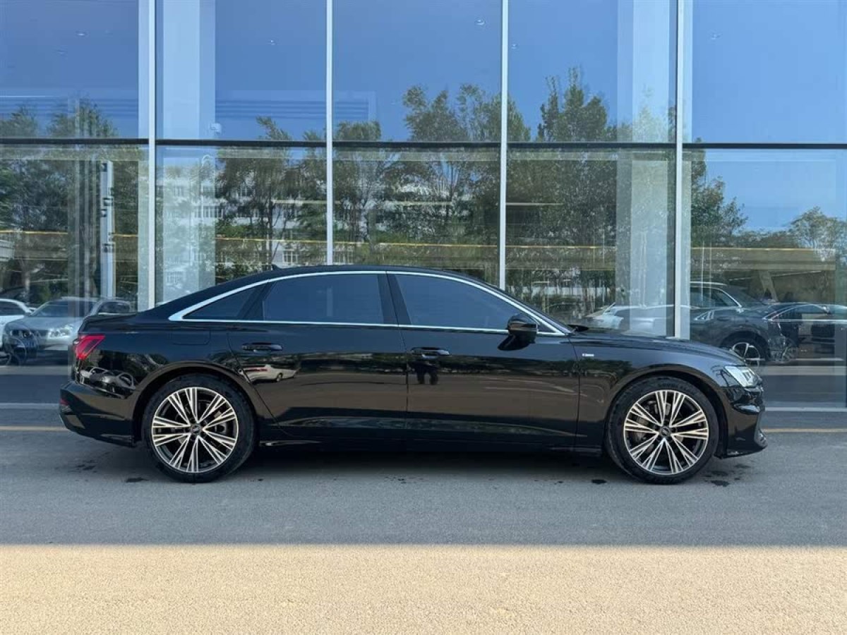 奧迪 奧迪A6L  2022款 40 TFSI 豪華動感型圖片