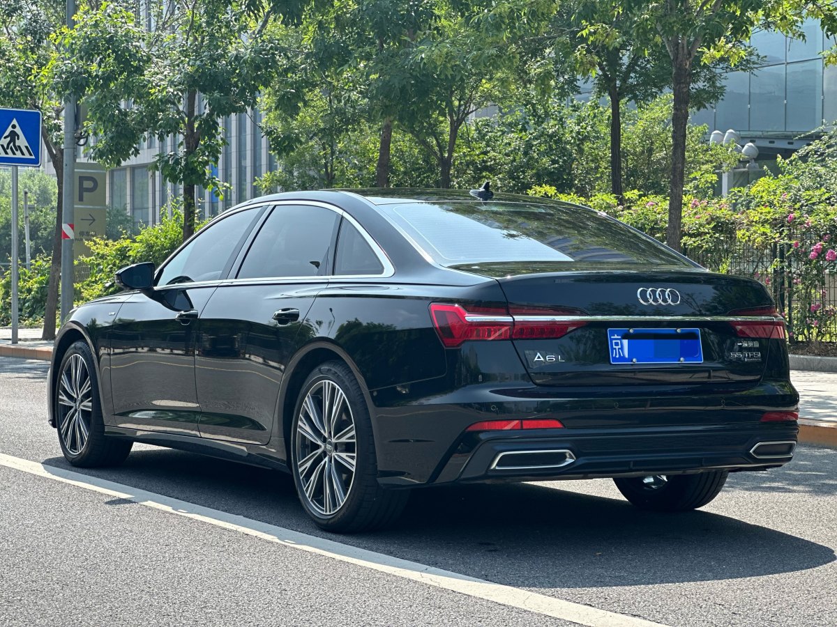 奧迪 奧迪A6L  2021款 45 TFSI 臻選動(dòng)感型圖片