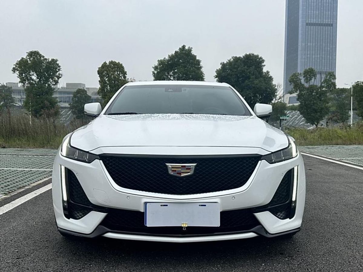 凱迪拉克 CT5  2021款 28T 領(lǐng)先運(yùn)動(dòng)型圖片