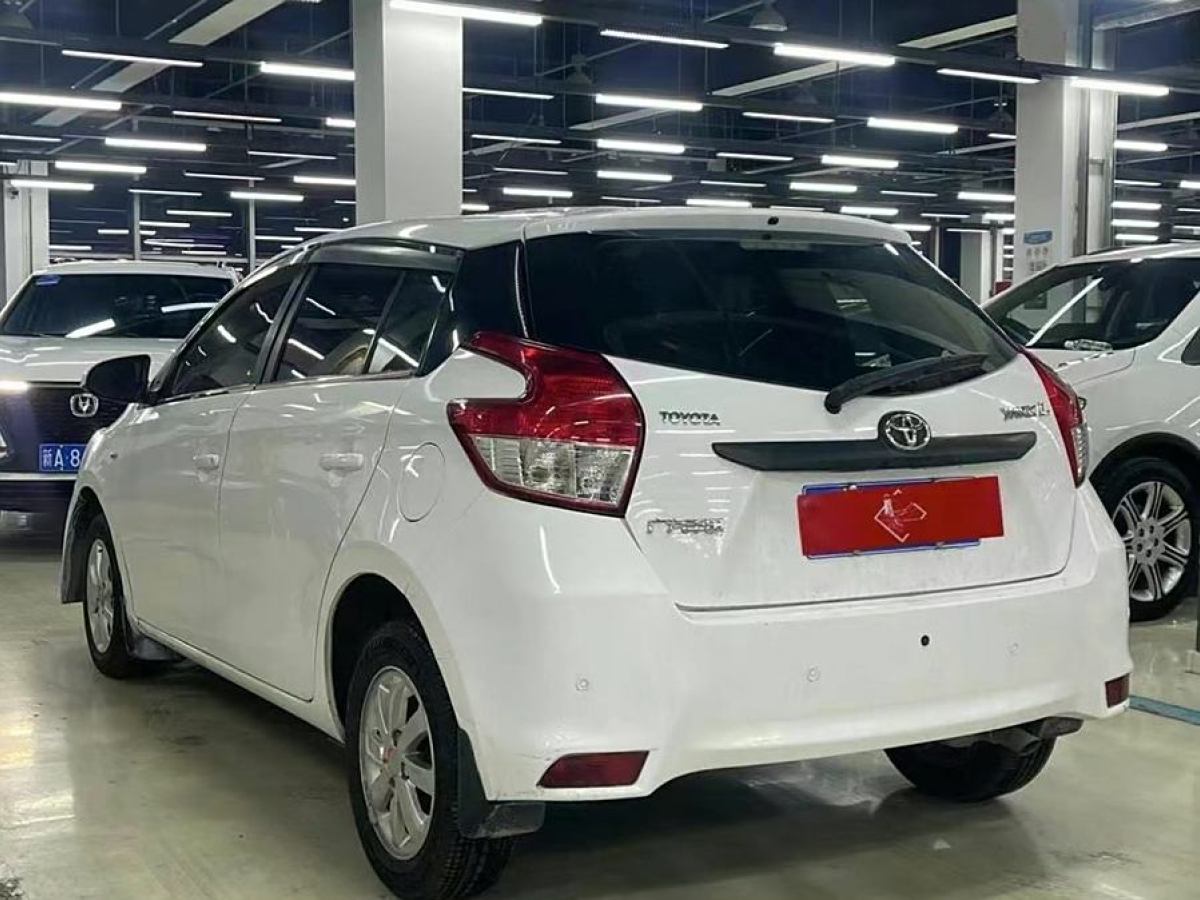 豐田 YARiS L 致炫  2014款 1.3E 手動魅動版圖片