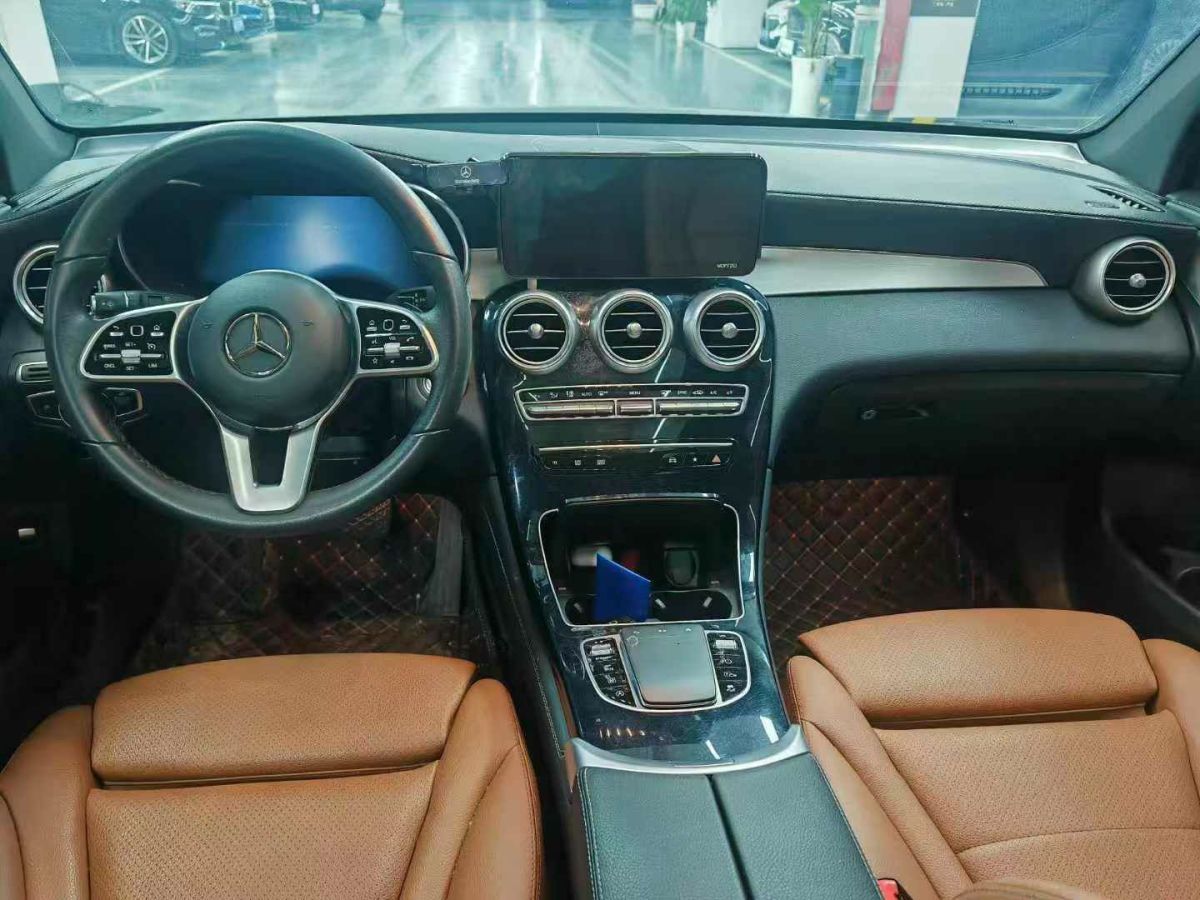 奔馳 奔馳GLC  2021款 GLC 300 4MATIC 轎跑SUV圖片